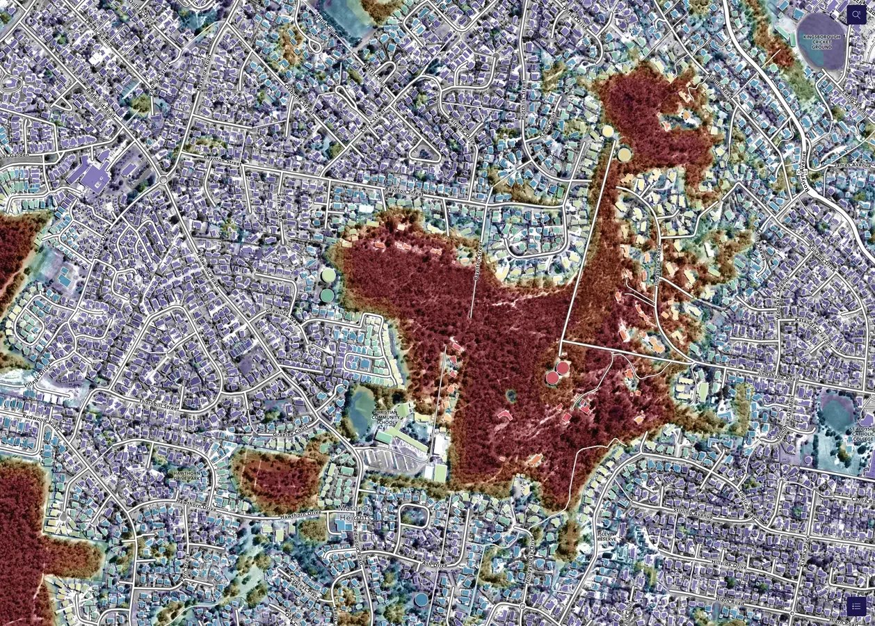 Bushfire exposure mapping across homes and bushland in Greater Hobart.